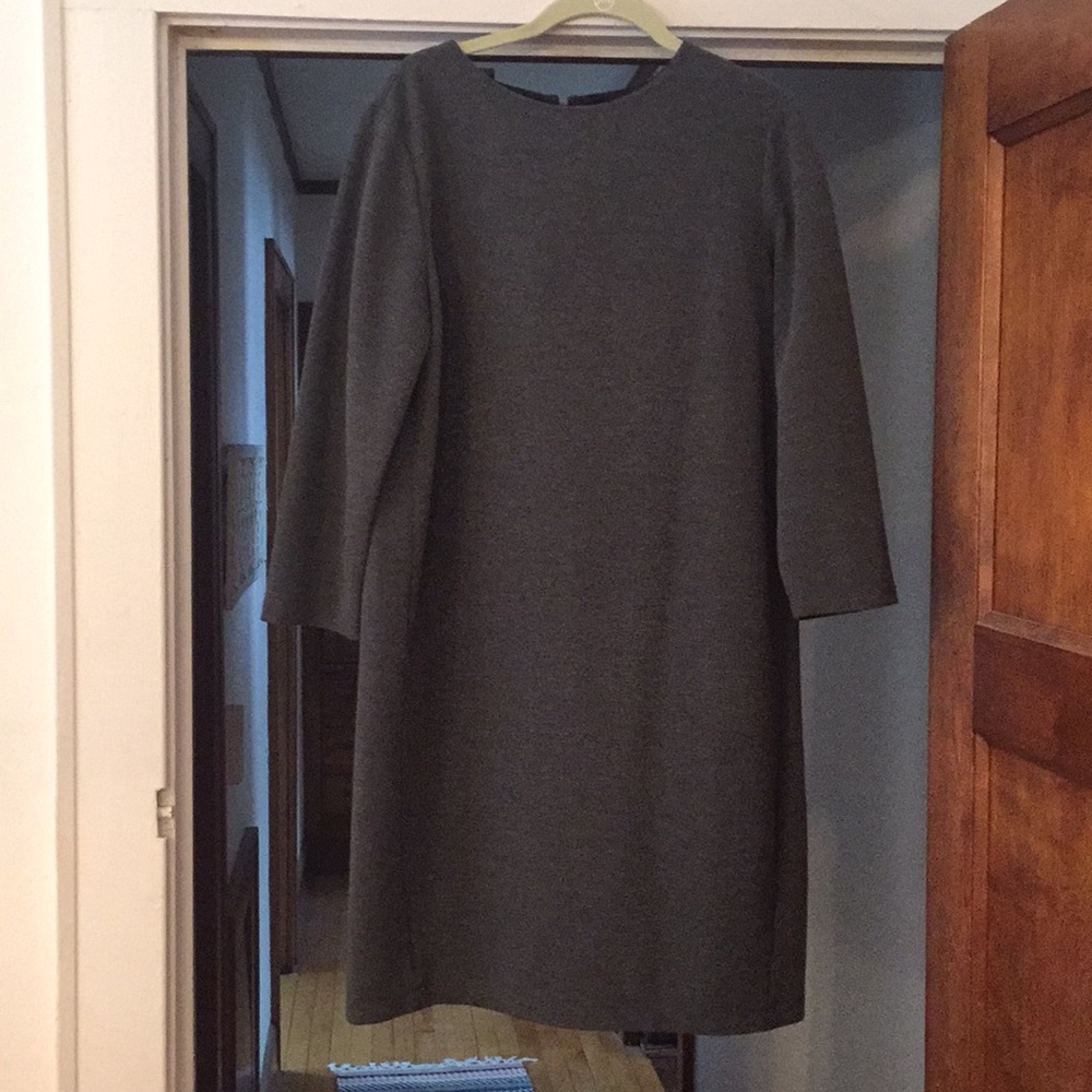 Uniqlo 3/4 length sleeve dress gray size L